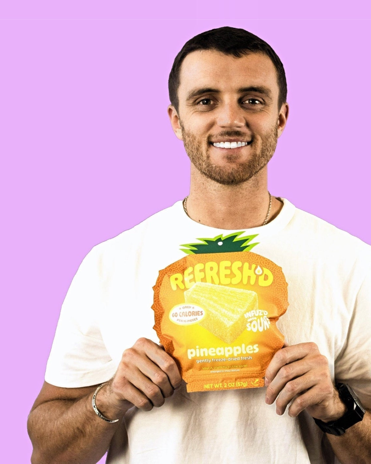 Tee on lilac, sour freeze-dried pineapples